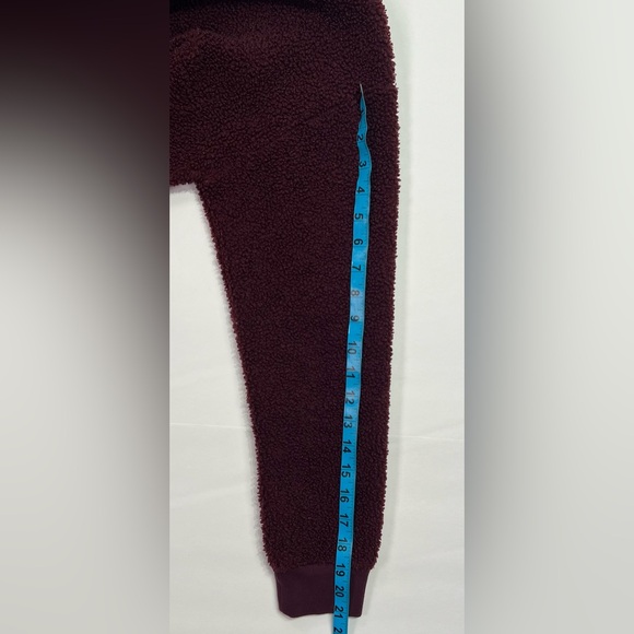 LOFT Sherpa Sweatshirt - red, M - Picture 8 of 11